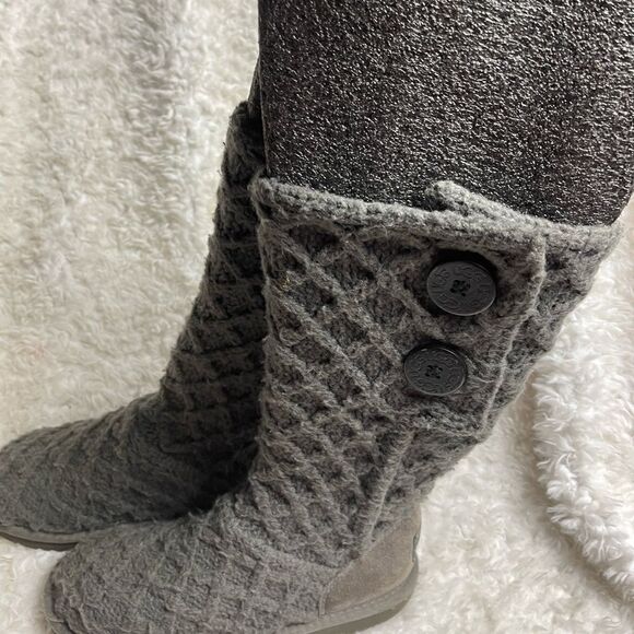 UGG AUSTRALIA Lattice Cardy Genuine Sheepskin Knit Tall Gray Boots big girl SZ4 - Picture 9 of 12